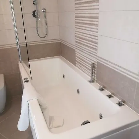 Oda ve Kahvaltı Da Fabio 4*